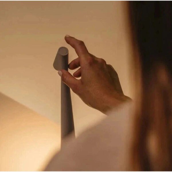 Dimmbar - Luminous Kabellose LED Tischlampe Modern Design - Image 7