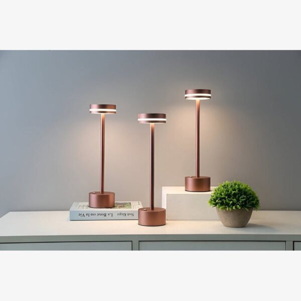 Dimmbare Touch Tischlampe LumenEssenz - Tragbar LED - Image 13