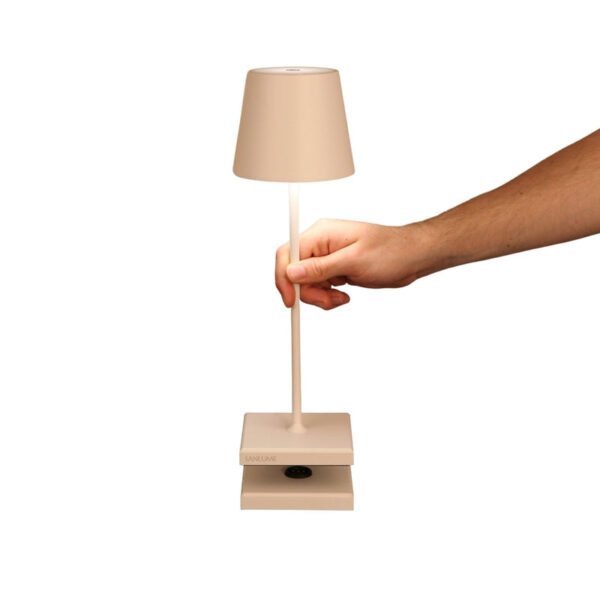 Dimmbare Tischlampe LunaGlow - Tragbar und Elegant - Image 23